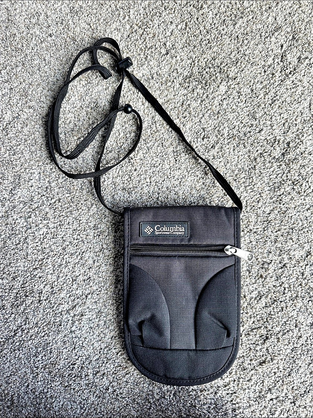 Columbia Travel Organizer in Black